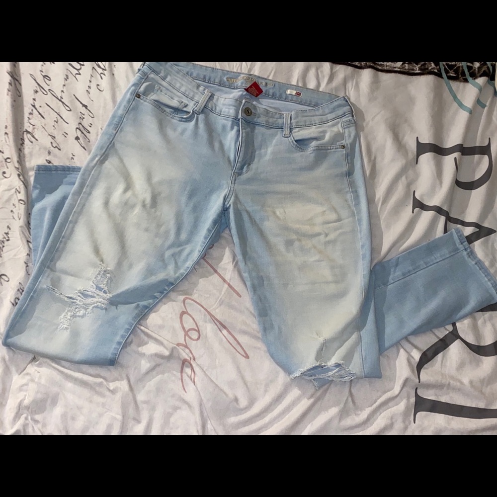 Distressed Jeans